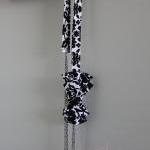 Women's Black & White Flora..